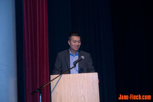 Paul Nguyen motivates children to read at World Literacy's Big Day Out summer camp event.