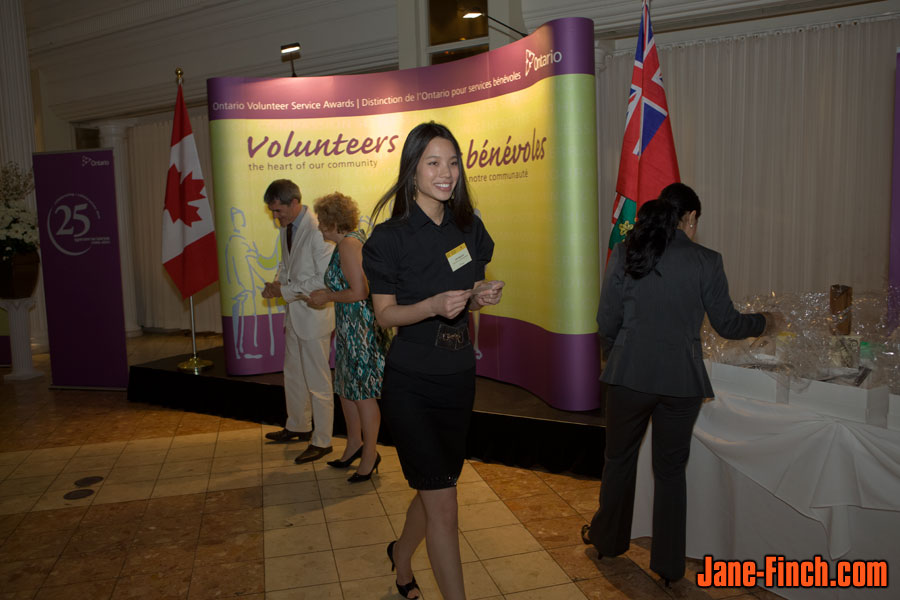 David Nguyen receives the 2011 Ontario Volunteer Service Youth Award